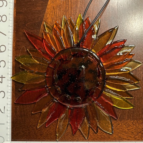 Fused glass sun catcher or wall hanging - 8x8 inches - sunflower - HANDMADE - Picture 6 of 6